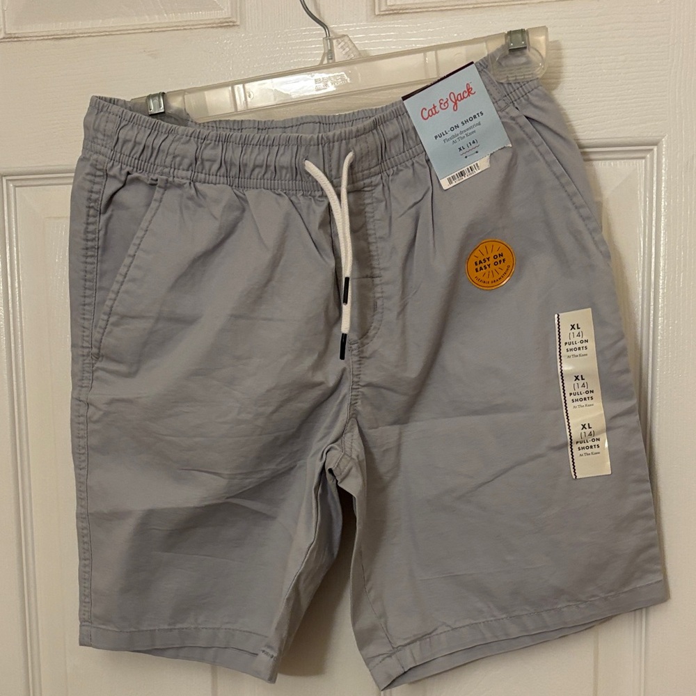 Cat & Jack Light Gray Pull-On Shorts boys size 14 nwt